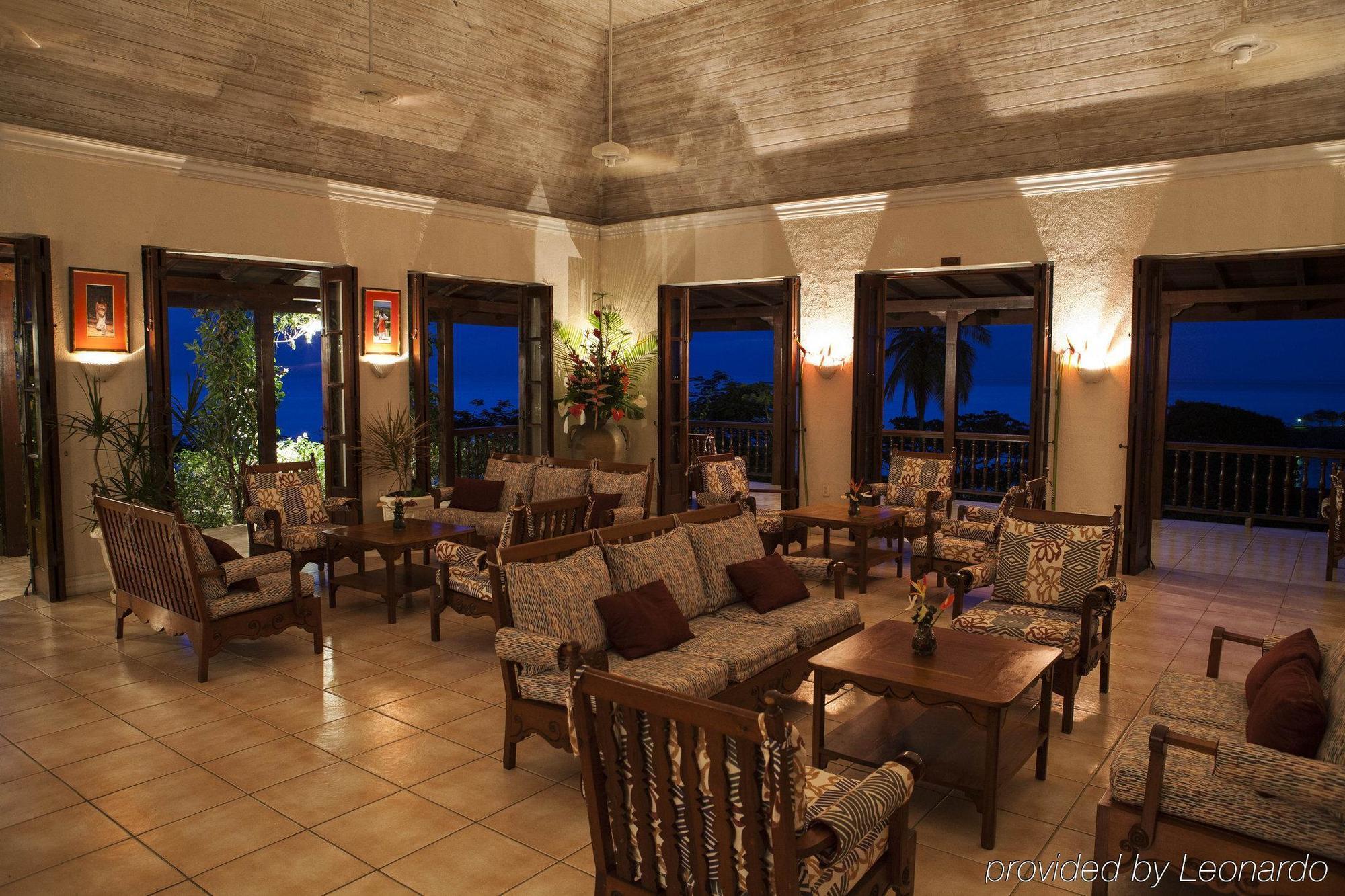 Villas At Stonehaven Black Rock Интерьер фото